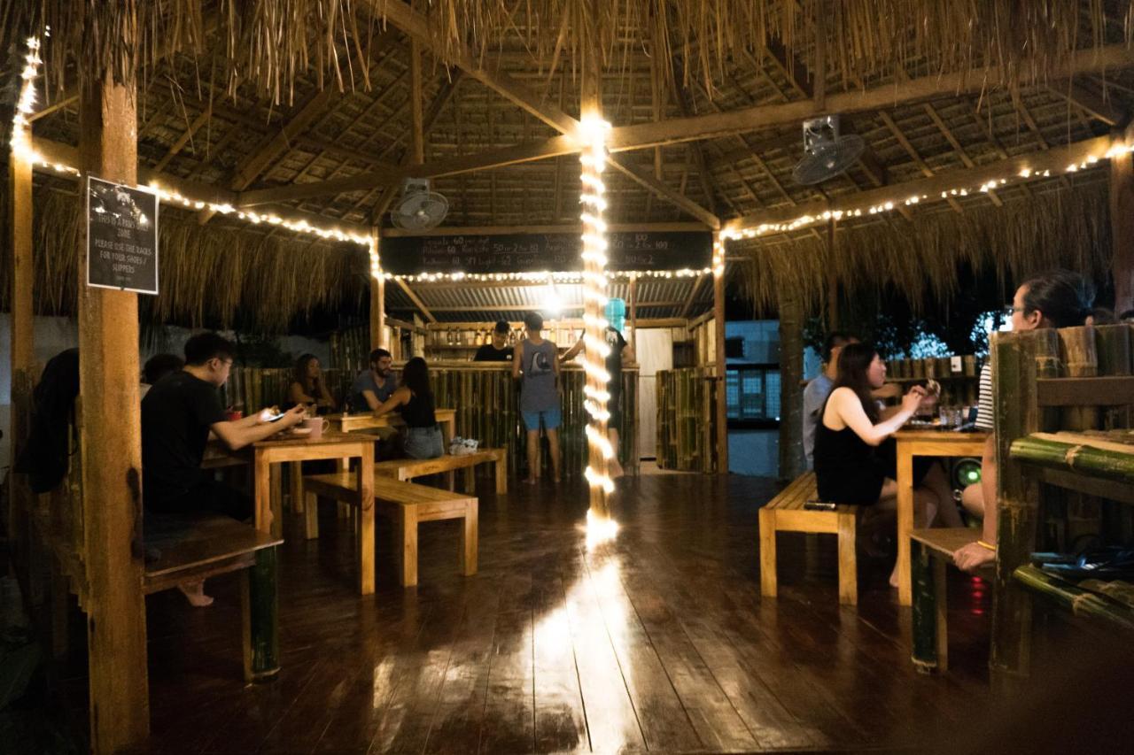 Crazy Bears Hostel Moalboal Zewnętrze zdjęcie